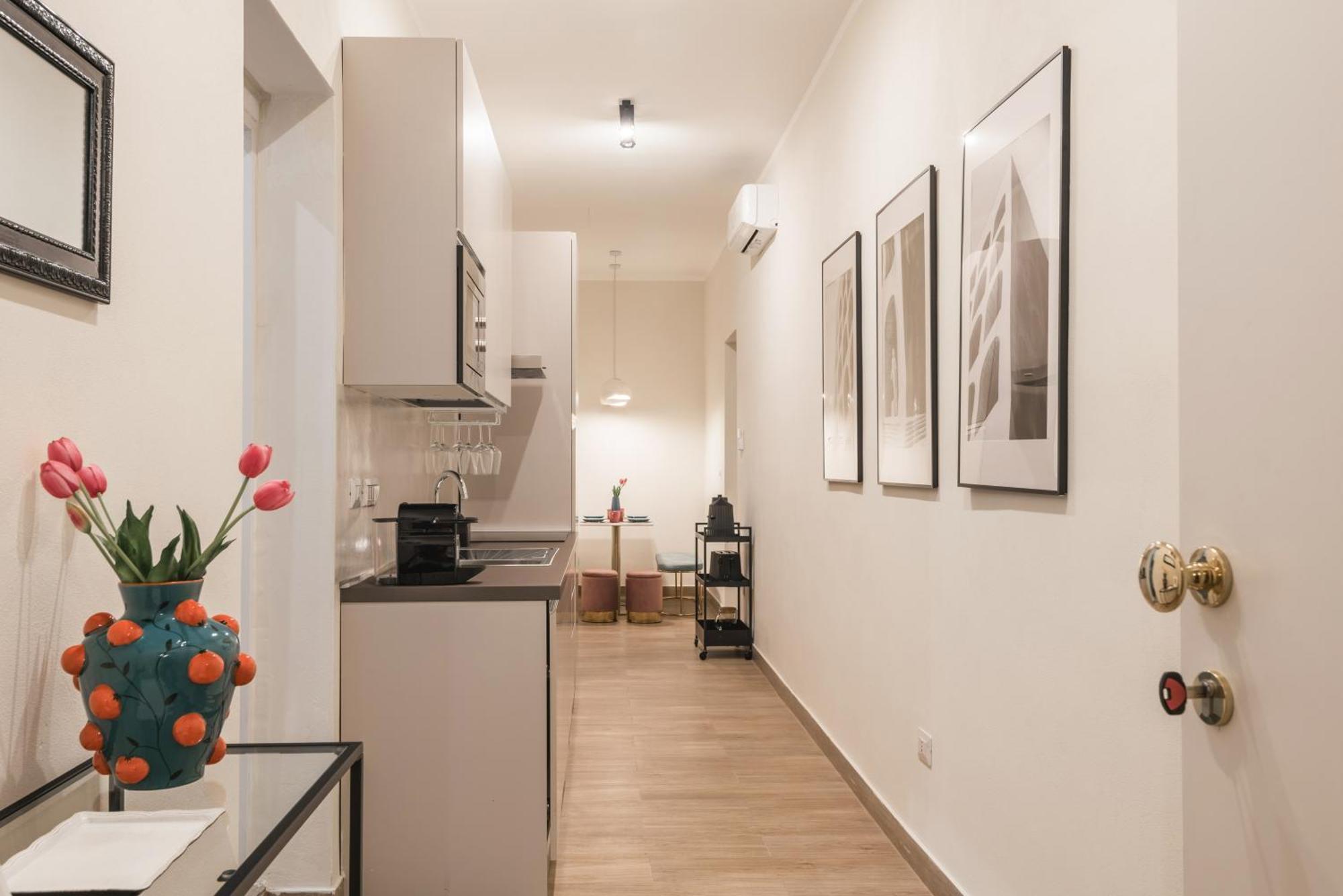 C3 Top Class Apartment, 2 Camere Da Letto, 2 Bagni, Giardino Distante 15 Minuti A Piedi Da Fontana Di Trevi Rome Exterior photo