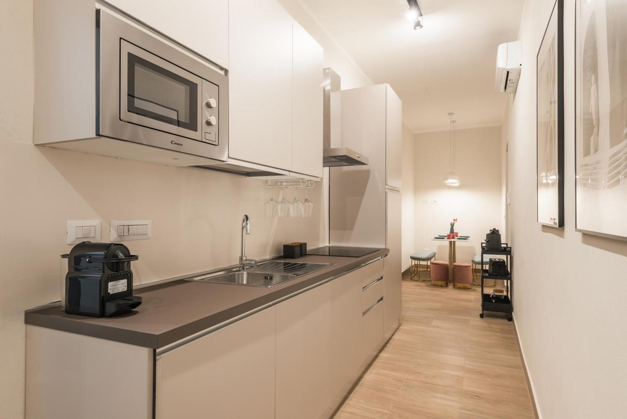 C3 Top Class Apartment, 2 Camere Da Letto, 2 Bagni, Giardino Distante 15 Minuti A Piedi Da Fontana Di Trevi Rome Exterior photo